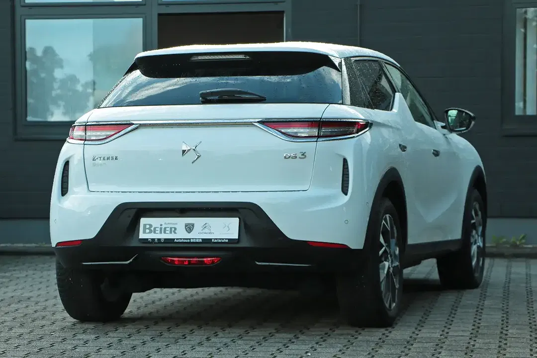 DS Automobiles DS 3 Crossback - Thumbnail 4