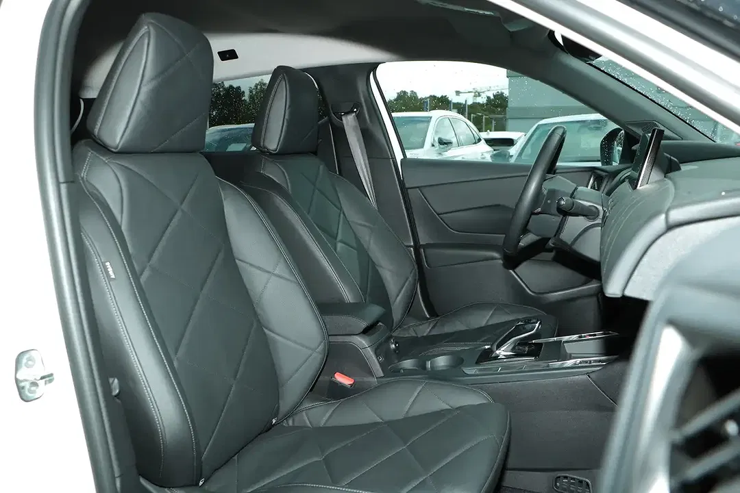 DS Automobiles DS 3 Crossback - Thumbnail 7