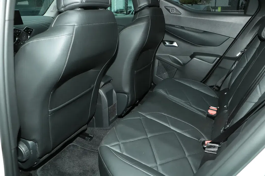 DS Automobiles DS 3 Crossback - Thumbnail 9