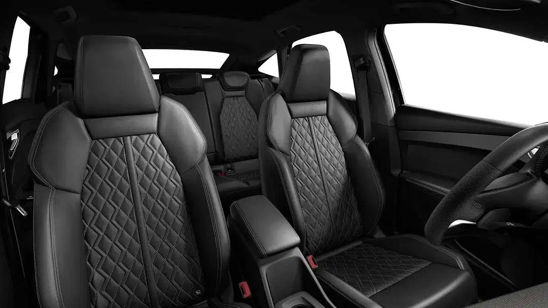 Audi Q4 e-tron 50 quattro Matrix LED - Thumbnail 10