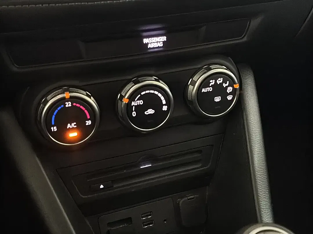 Mazda CX-3 Life Plus - Thumbnail 12