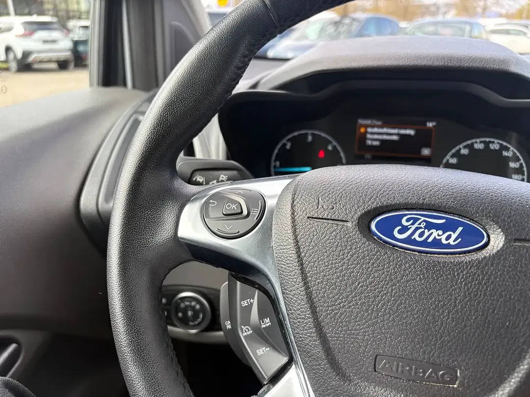 Ford Grand Tourneo Titanium - Thumbnail 14