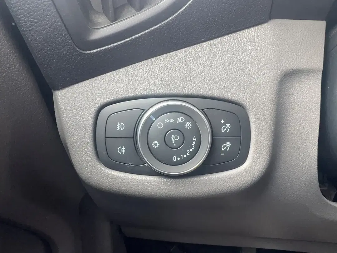 Ford Grand Tourneo Titanium - Thumbnail 17