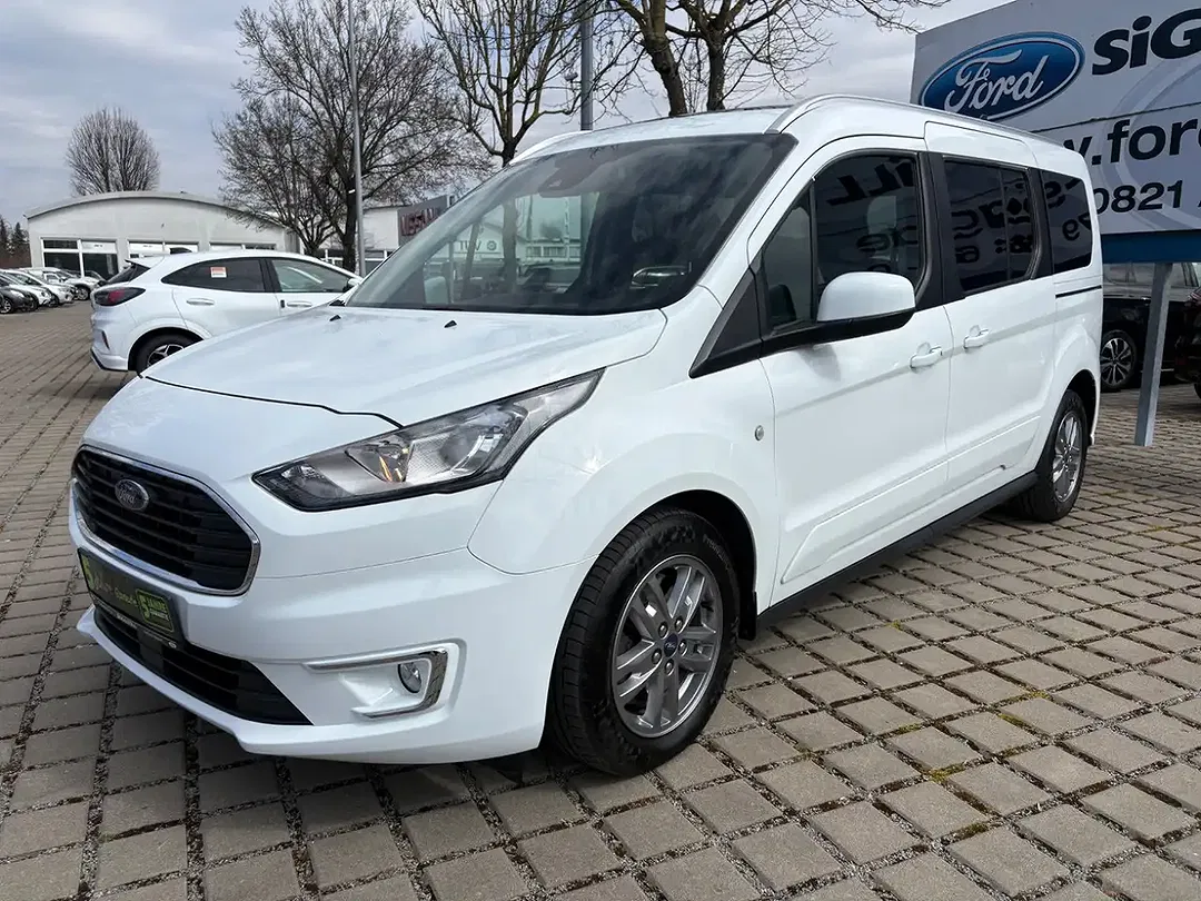 Ford Grand Tourneo Titanium - Thumbnail 6