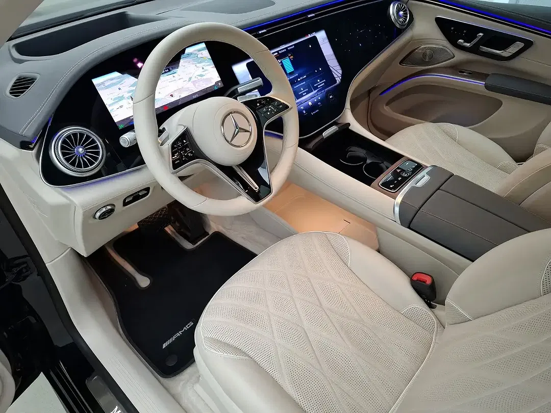 Mercedes-Benz EQS SUV 450 AMG - Thumbnail 9