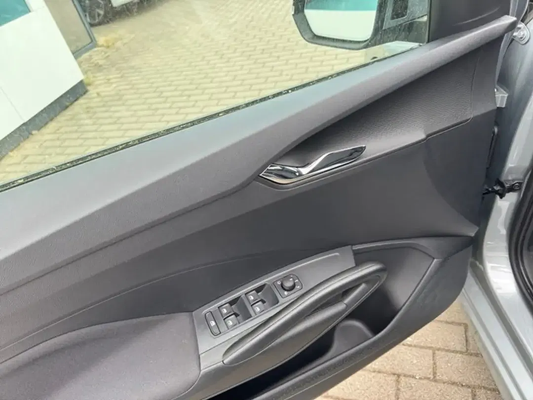 Skoda Fabia 1.0 TSI DSG - Thumbnail 10
