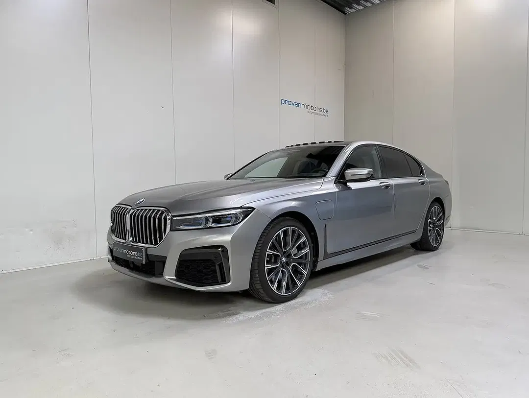 BMW 745 Hybrid M - foto 1