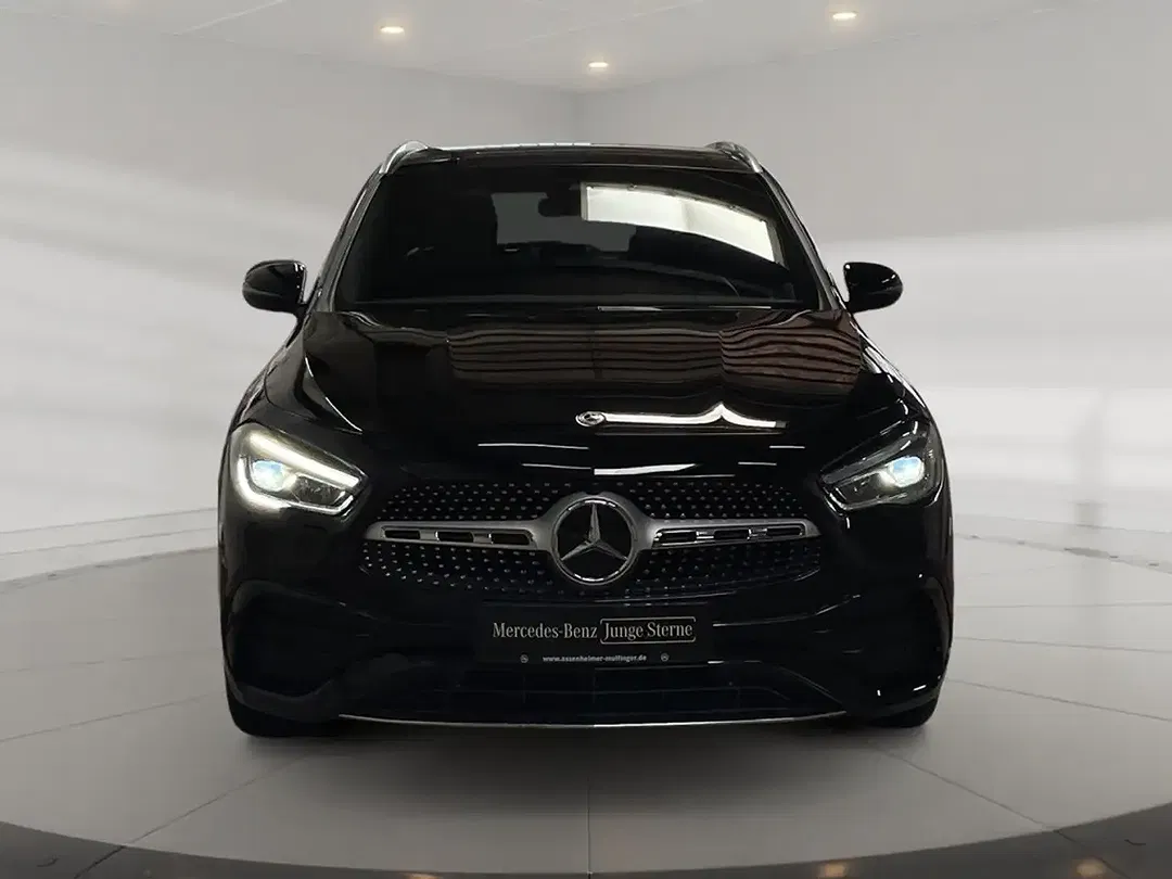Mercedes-Benz GLA 220 4MATIC AMG MBUX - Thumbnail 5