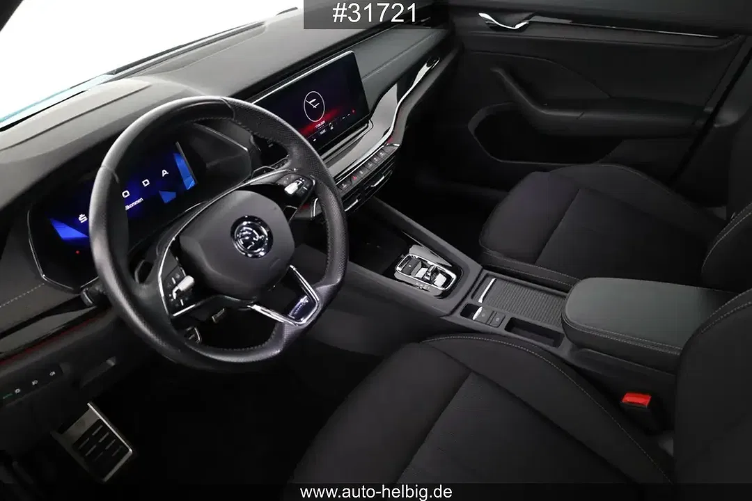 Skoda Octavia 2.0 TDI Combi Sportline - Thumbnail 9