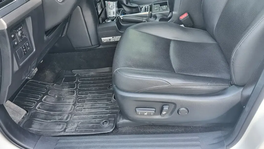 Toyota Land Cruiser 2.8 Style - Thumbnail 8
