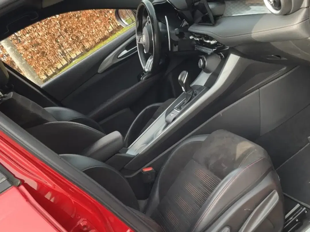 Alfa Romeo Tonale 1.5 MHEV Edizione Speciale - Thumbnail 8