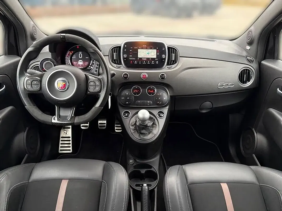 Abarth 500 1.4 T-Jet 70th Anniversario - Thumbnail 11