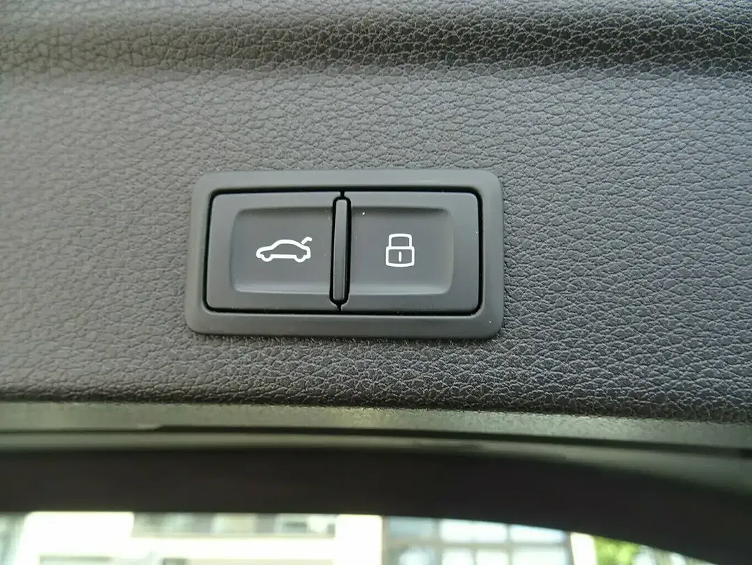 Audi Q3 45 TFSI e Sportback - Thumbnail 9