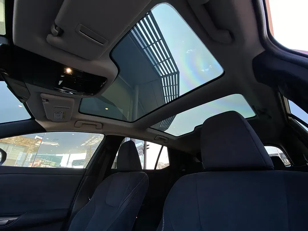 Lexus RZ 4x4 - Thumbnail 9