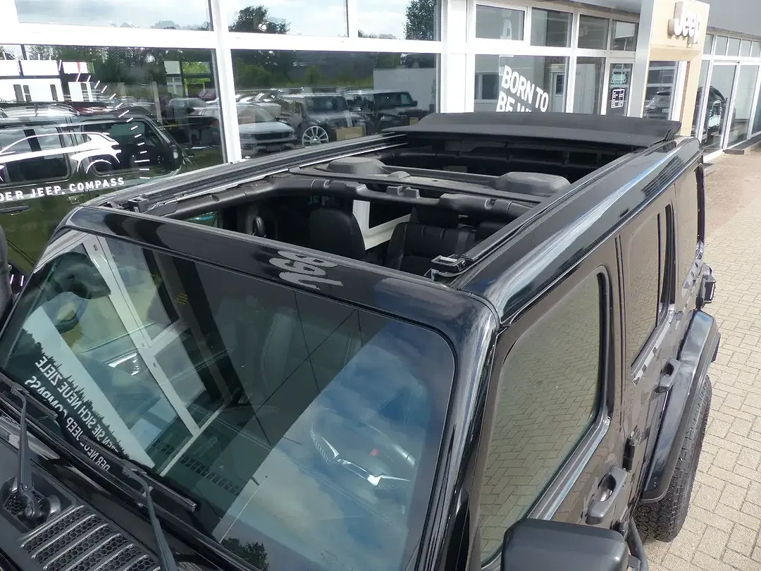 Jeep Wrangler 2.2 3.5 Sky One-Touch - Thumbnail 11