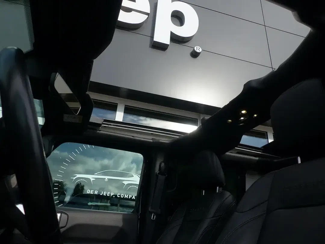 Jeep Wrangler 2.2 3.5 Sky One-Touch - Thumbnail 9