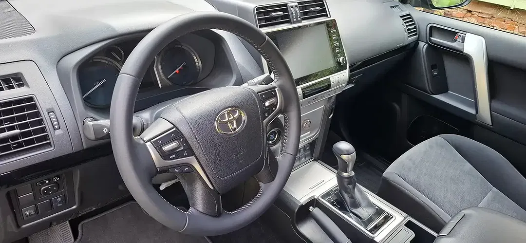 Toyota Land Cruiser 2.8 D-4D - Thumbnail 9