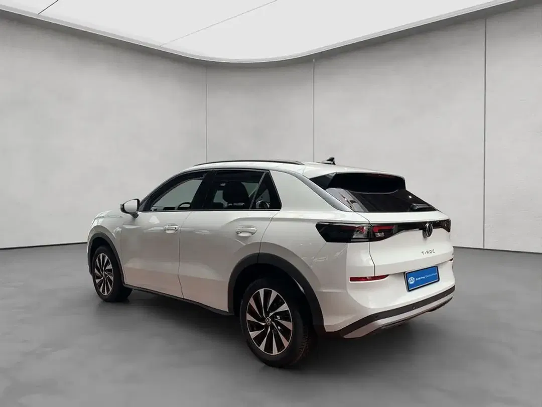 Volkswagen T-Roc 1.5 eTSI Life - Thumbnail 3