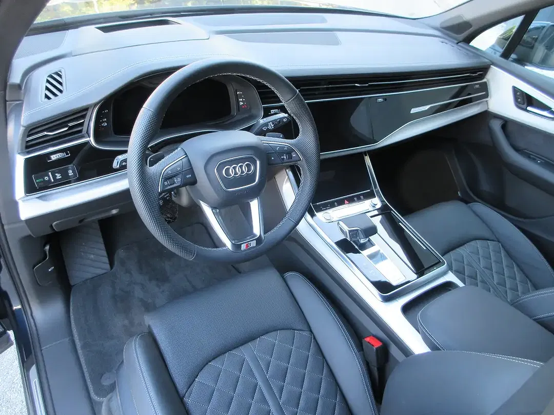 Audi Q7 55 TFSI e quattro - Thumbnail 6