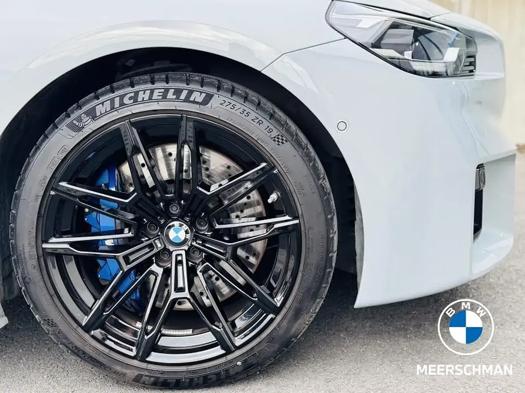 BMW M2 Coupe - Thumbnail 3