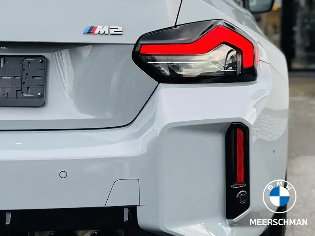 BMW M2 Coupe - Thumbnail 4
