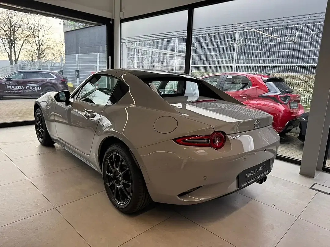 Mazda MX-5 RF Homura - Thumbnail 5