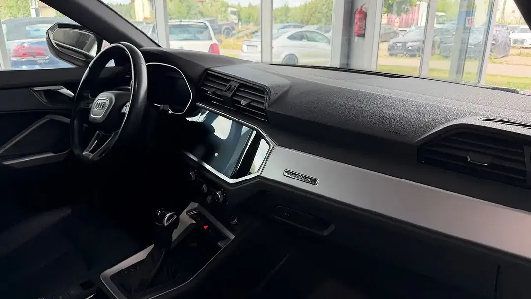 Audi Q3 45 TFSI 4x4 - Thumbnail 14