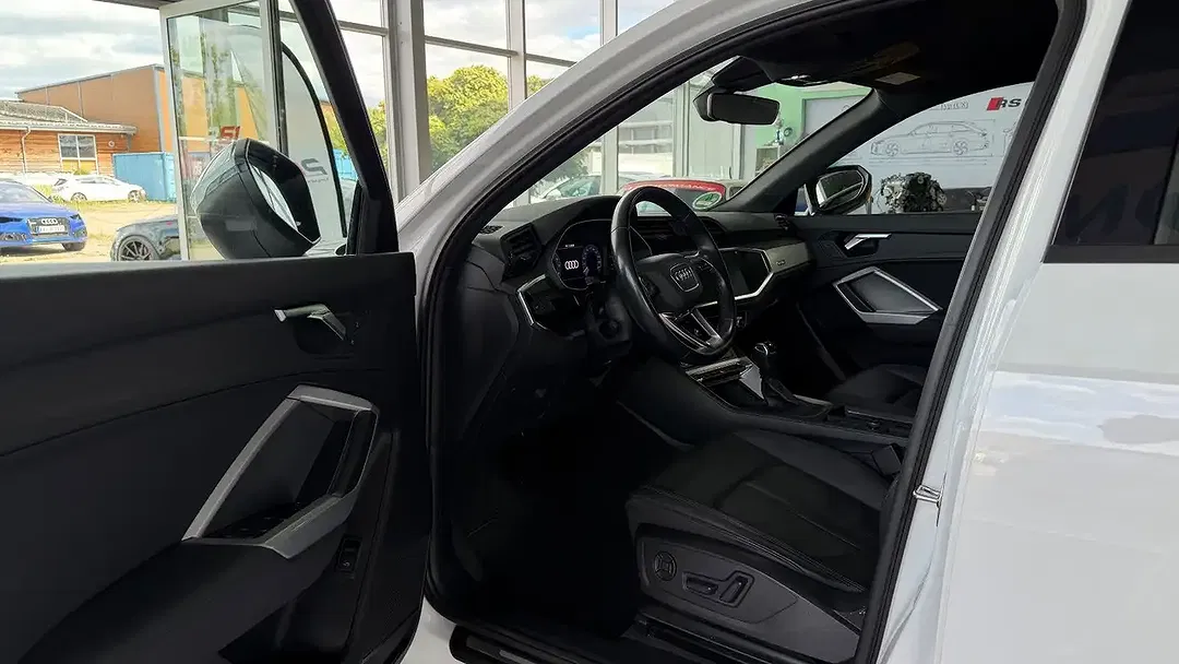 Audi Q3 45 TFSI 4x4 - Thumbnail 7