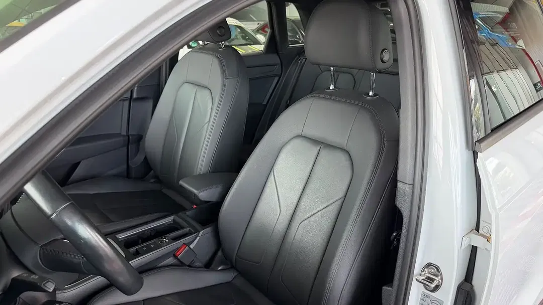 Audi Q3 45 TFSI 4x4 - Thumbnail 8