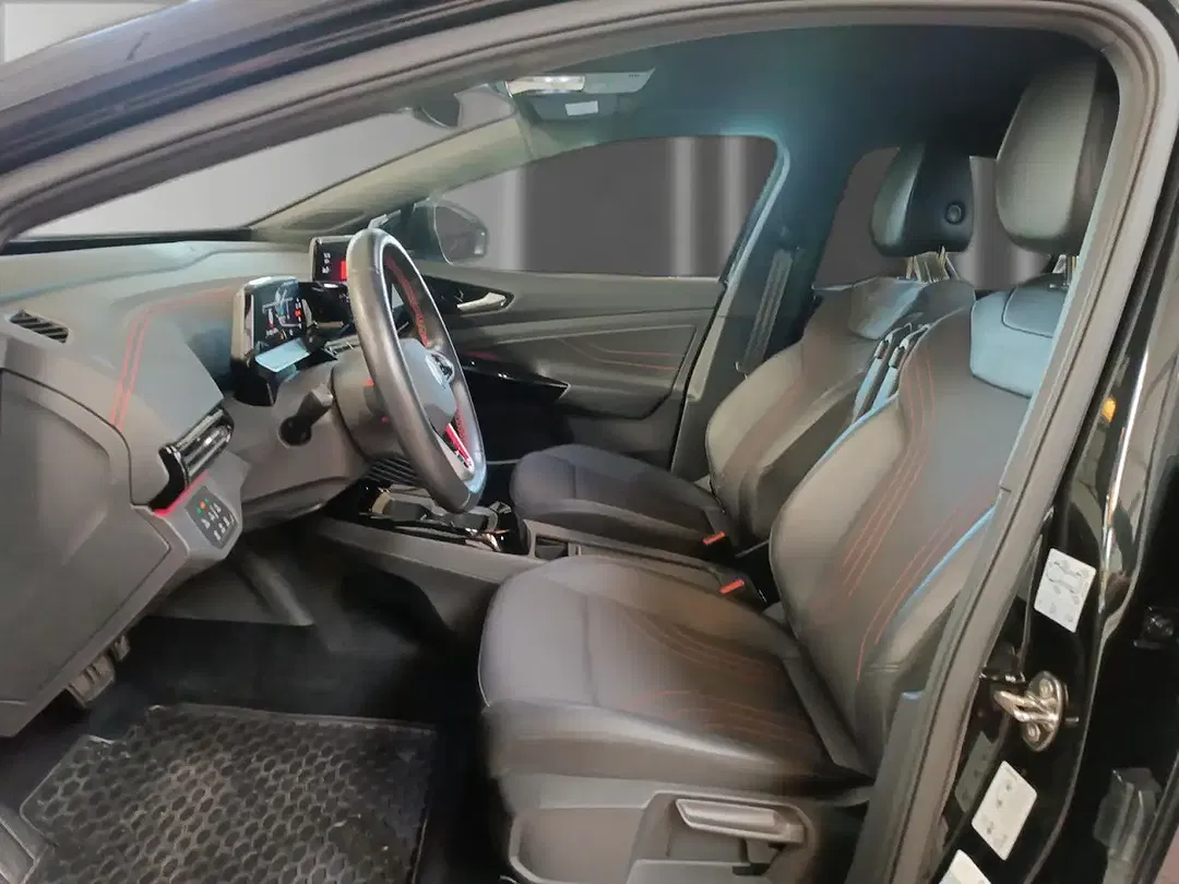 Volkswagen ID.4 - Thumbnail 9