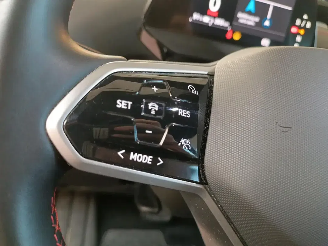 Volkswagen ID.4 - Thumbnail 14