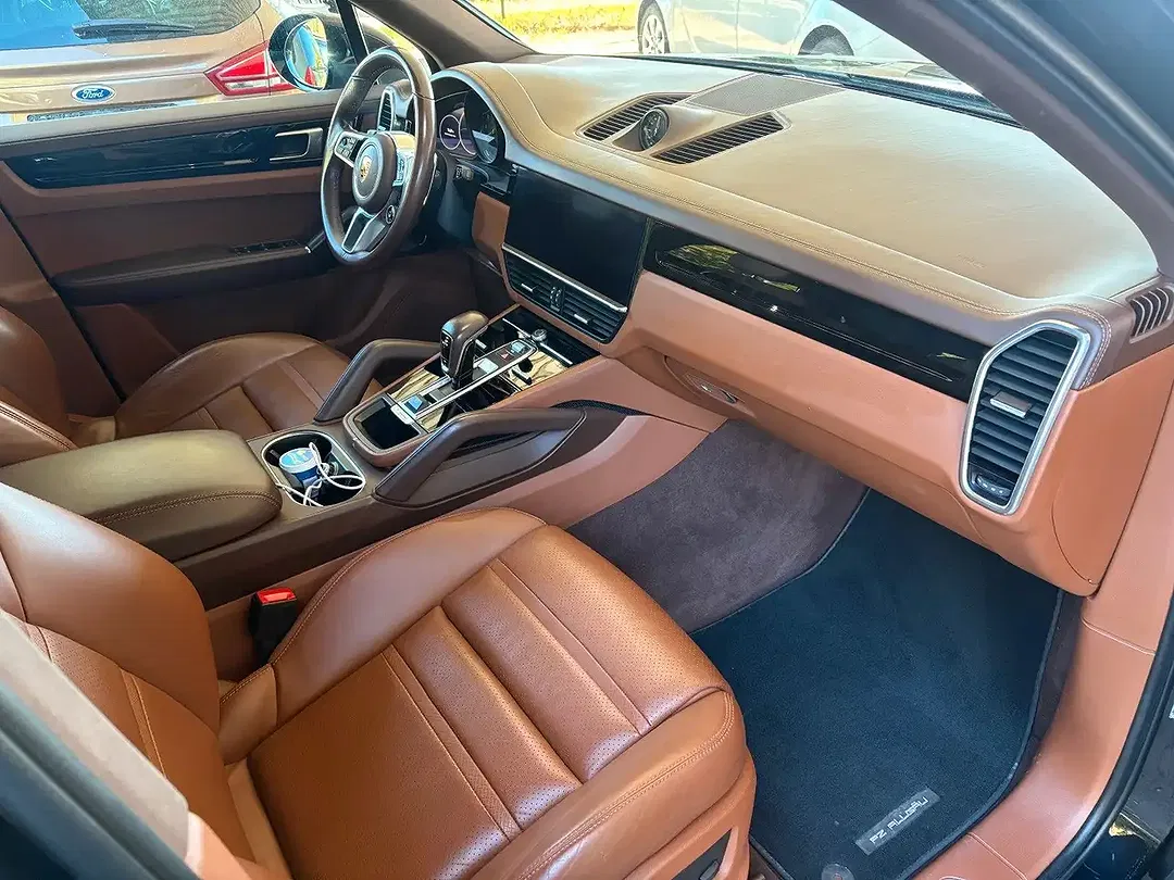 Porsche Cayenne E-Hybrid - Thumbnail 12