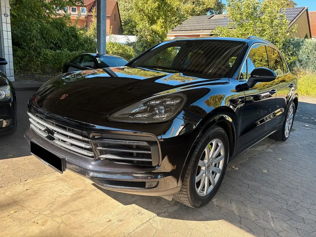 Porsche Cayenne E-Hybrid - Thumbnail 6