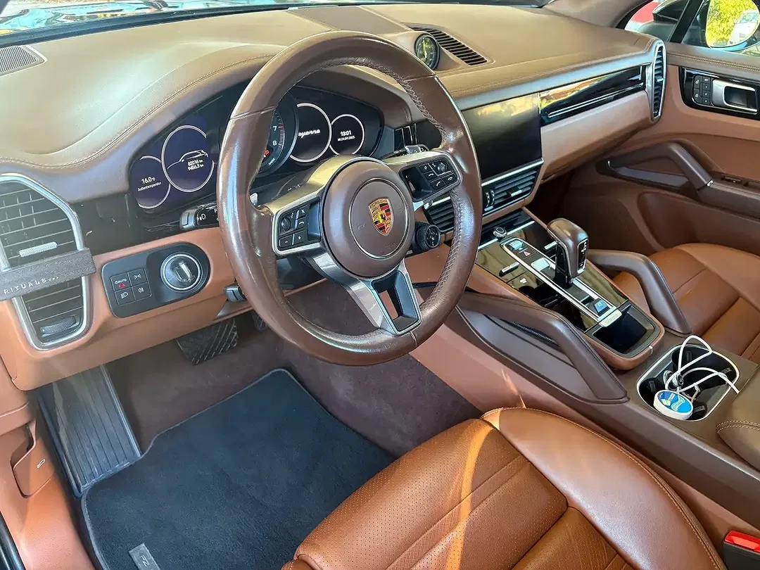 Porsche Cayenne E-Hybrid - Thumbnail 8