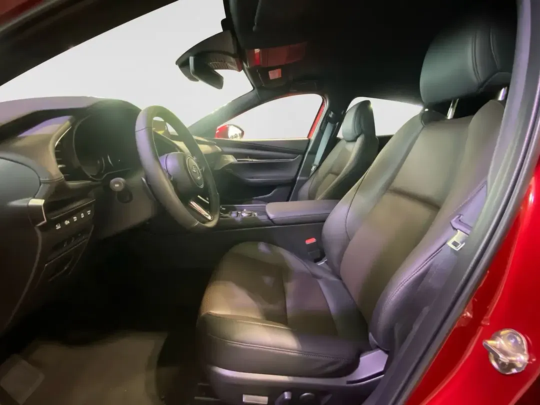 Mazda 3 Takumi - Thumbnail 11