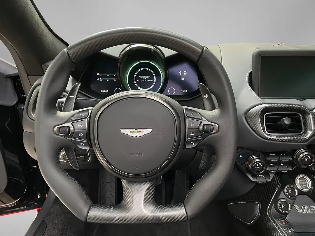 Aston Martin Vantage Roadster - Thumbnail 11