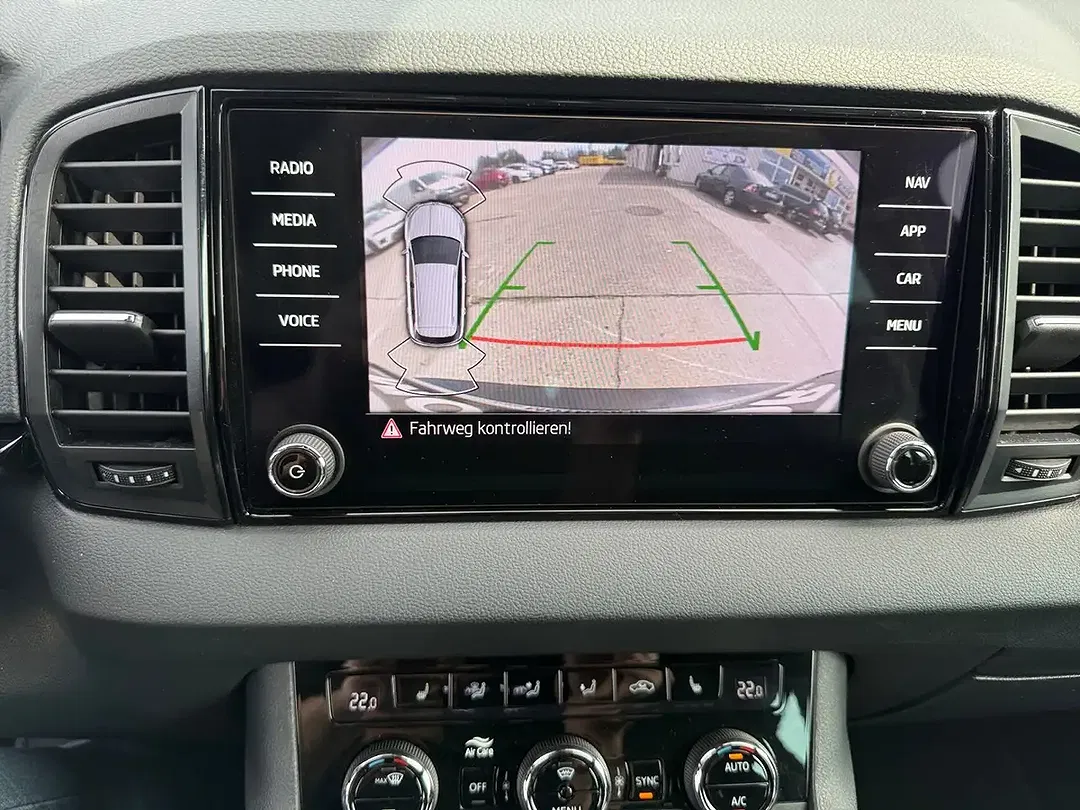 Skoda Karoq 1.5 TSI DSG Sportline - Thumbnail 12