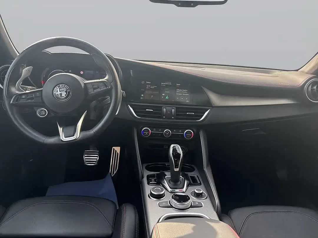 Alfa Romeo Giulia 2.0 16V Turbo Q4 Tributo Italiano - Thumbnail 8