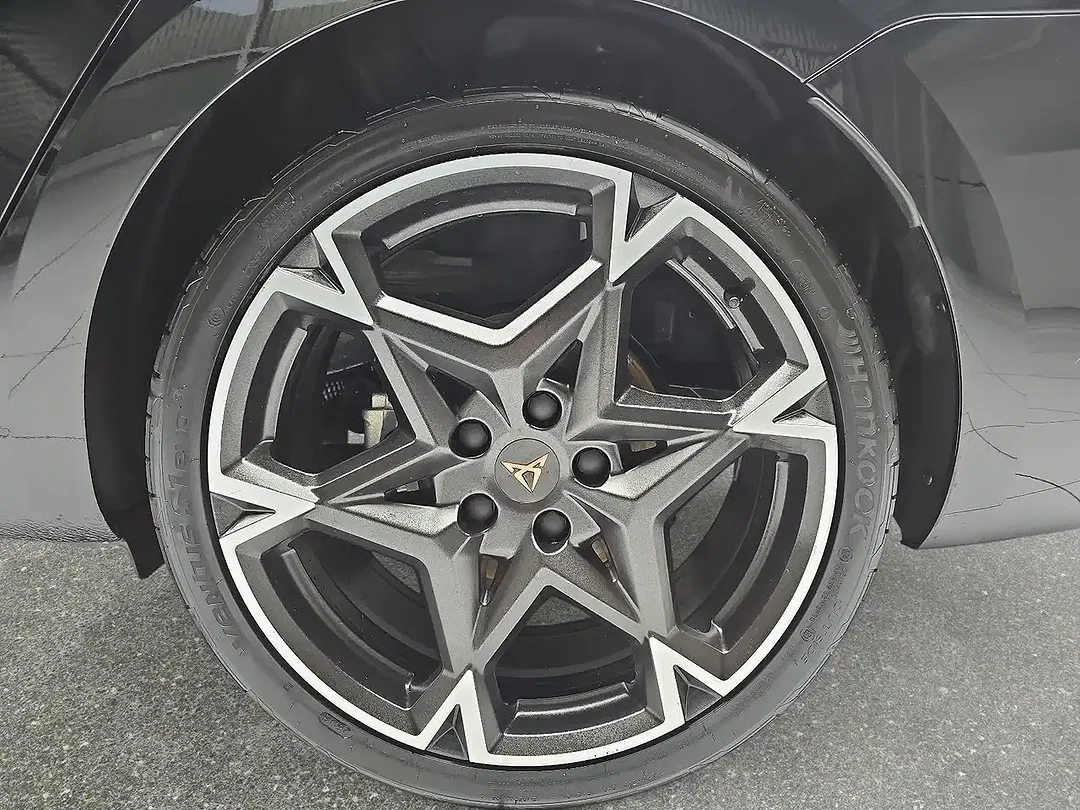 CUPRA Leon 1.5 eTSI DSG Sportstourer - Thumbnail 6