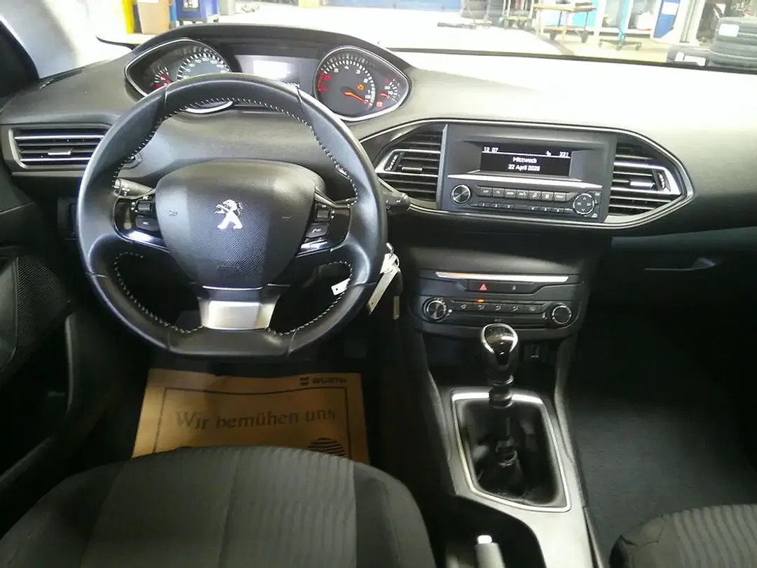 Peugeot 308 100 PureTech - Thumbnail 10