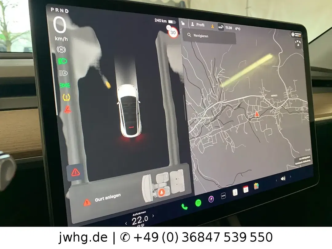 Tesla Model Y RWD - Thumbnail 10