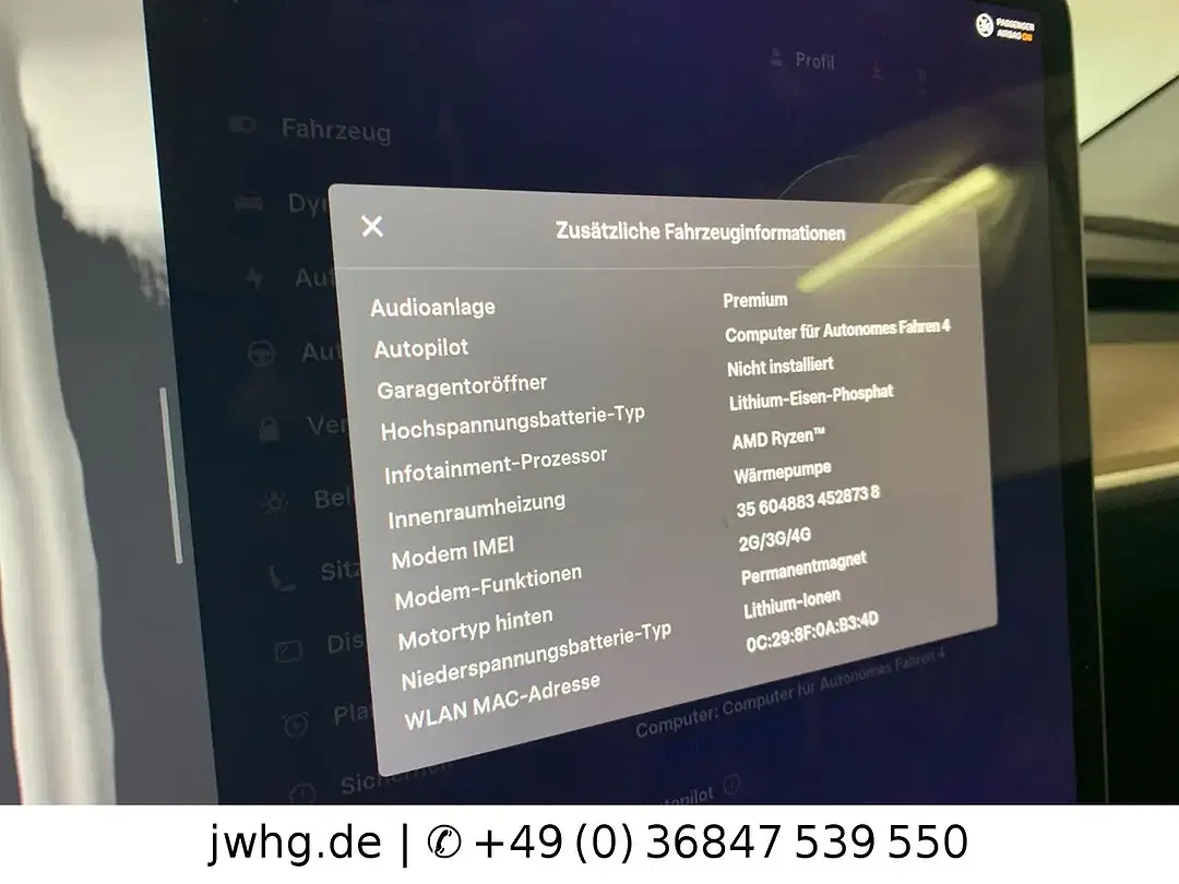 Tesla Model Y RWD - Thumbnail 13