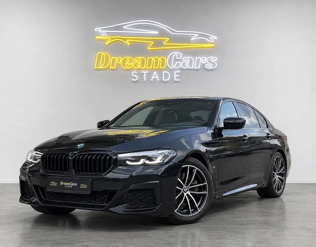 BMW 520 M Sport - Thumbnail 1