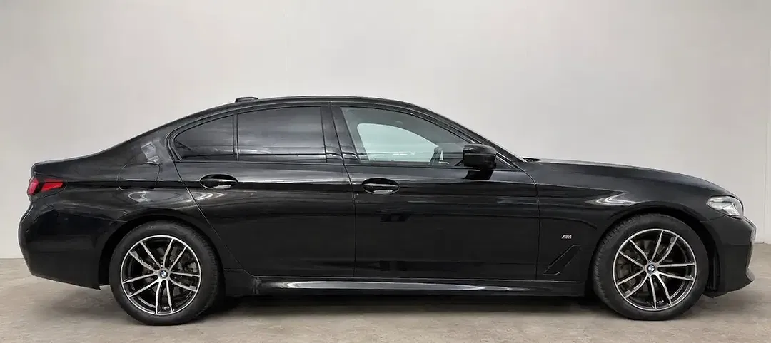 BMW 520 M Sport - Thumbnail 6