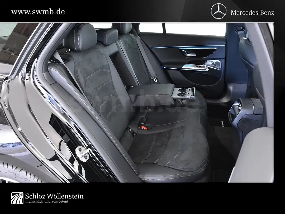 Mercedes-Benz E 300 4MATIC AMG - Thumbnail 5