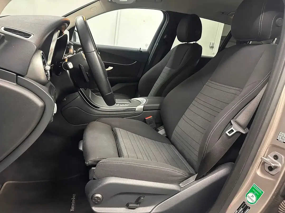 Mercedes-Benz GLC 300 4MATIC - Thumbnail 9