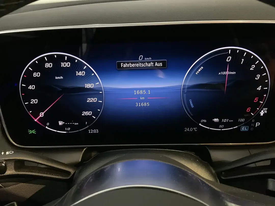 Mercedes-Benz GLC 300 4MATIC Avantgarde - Thumbnail 10
