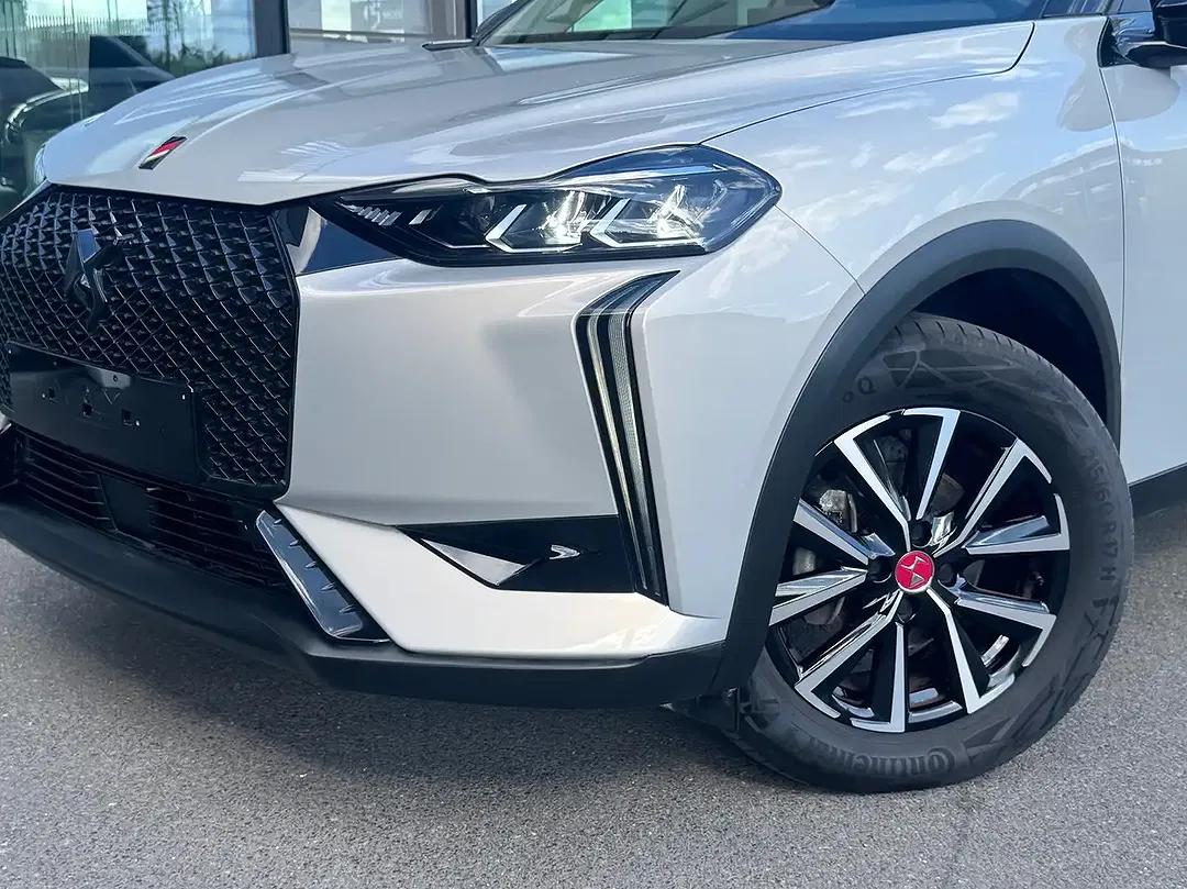 DS Automobiles DS 3 - Thumbnail 7