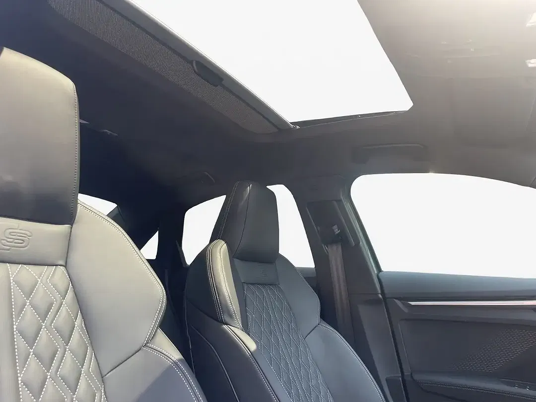 Audi S3 TFSI S tronic - Thumbnail 9