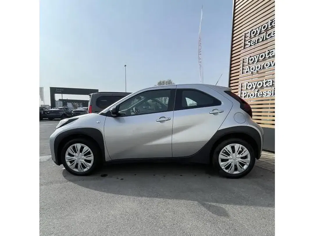 Toyota Aygo X - Thumbnail 3